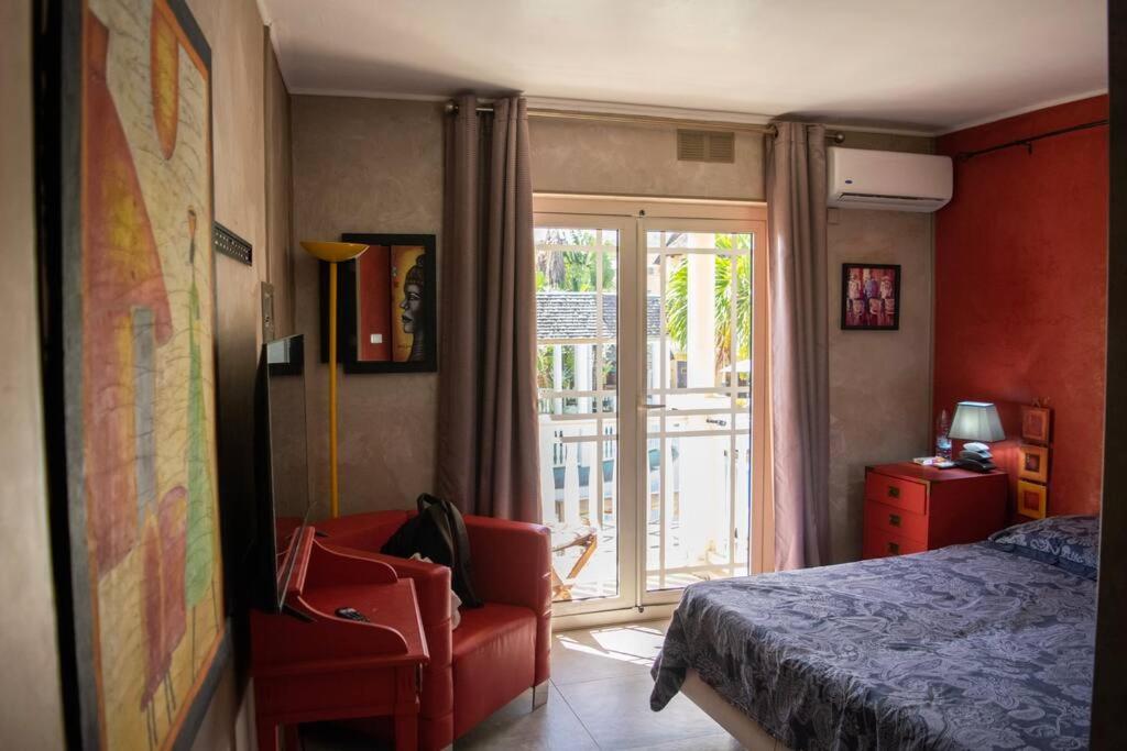 Apartament Le Flamboyant Saint-Gilles Les Bains Zewnętrze zdjęcie