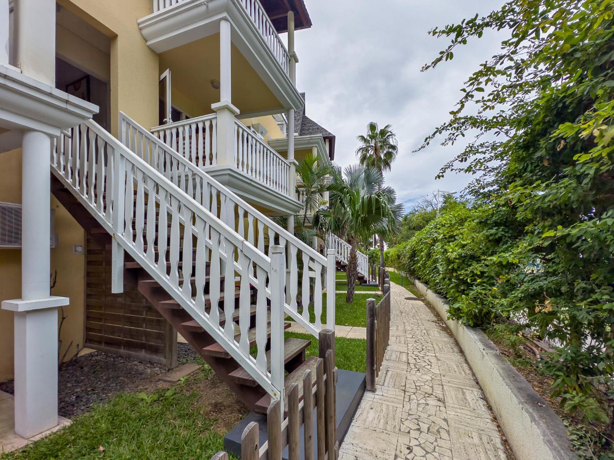 Apartament Le Flamboyant Saint-Gilles Les Bains Zewnętrze zdjęcie