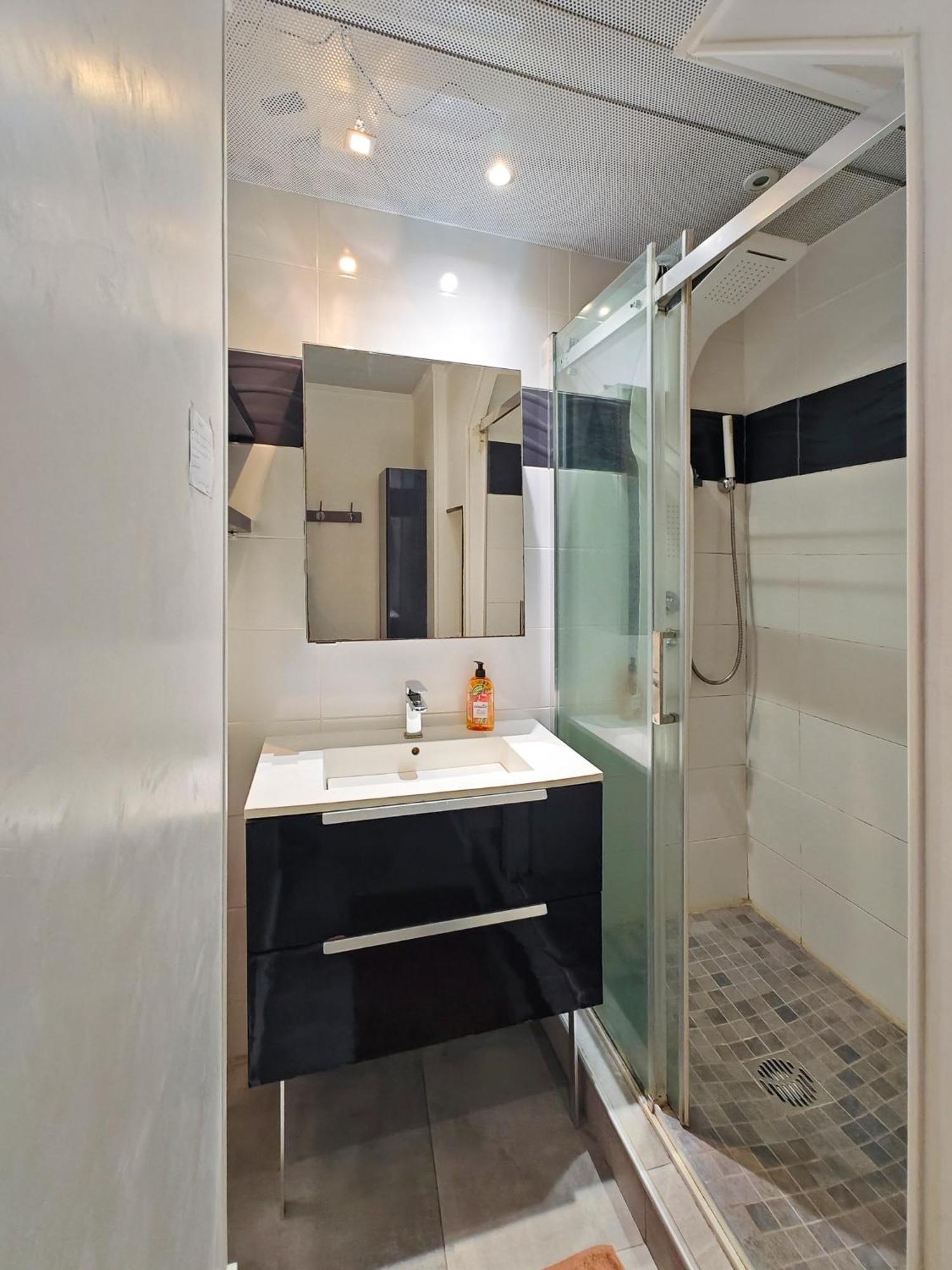 Apartament Le Flamboyant Saint-Gilles Les Bains Zewnętrze zdjęcie